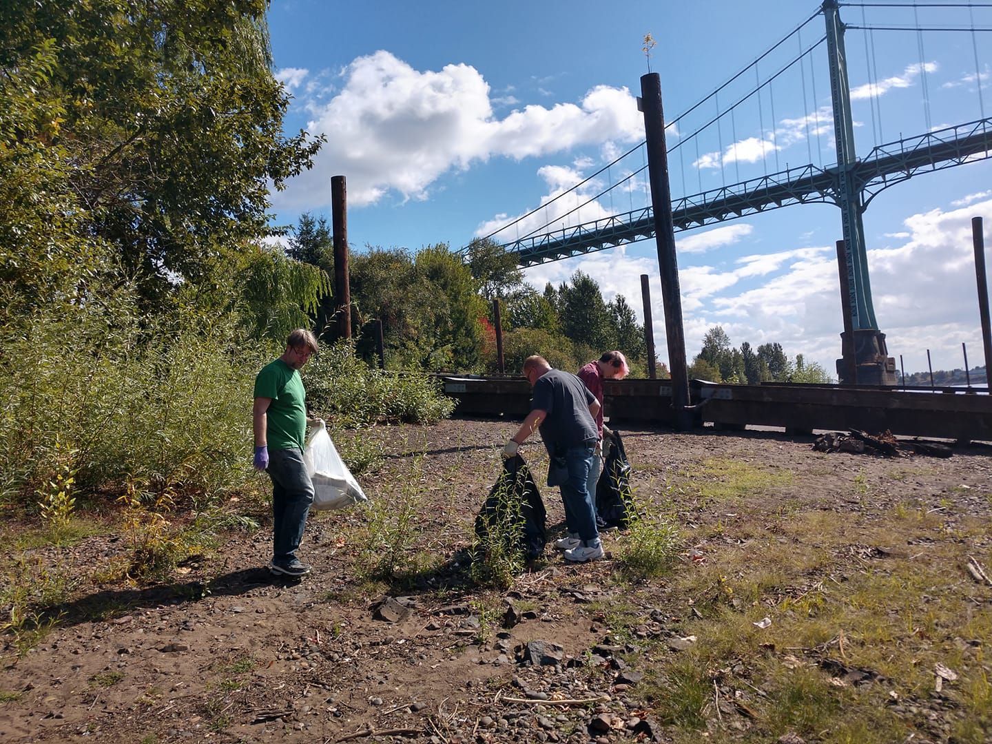 Willamette River Beach Cleanup - PDX Local