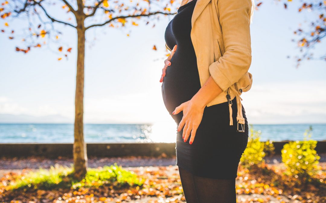 9 Resources for Supporting a Pregnant Mom-to-Be Amid COVID-19